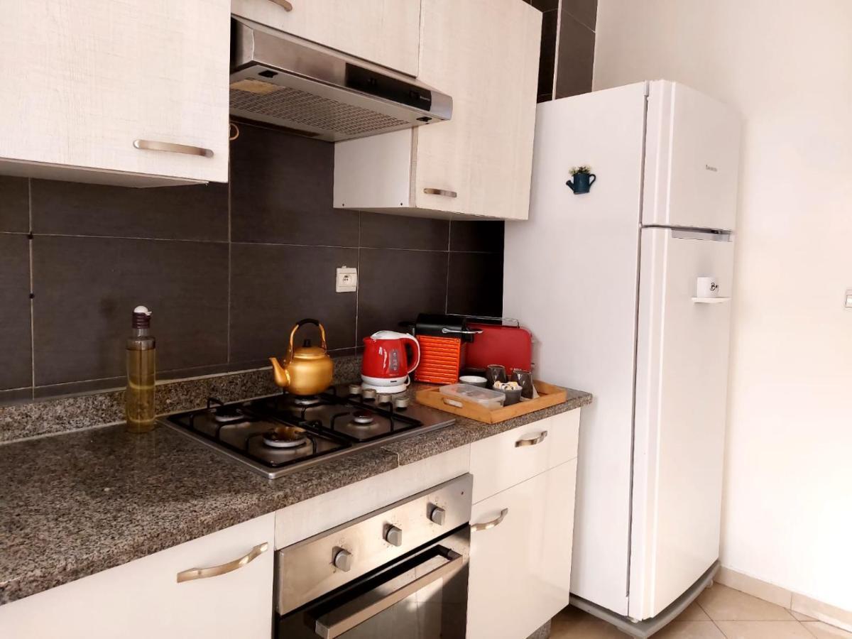 Charite Host Appartement , Wifi Et Parking Gratuit アガディール エクステリア 写真
