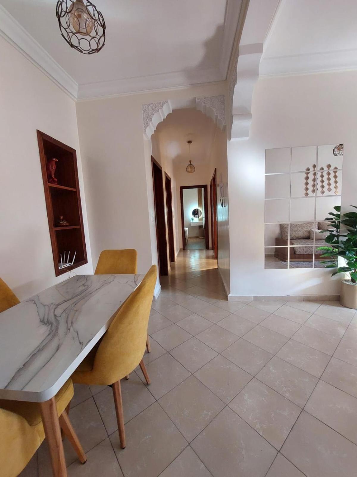 Charite Host Appartement , Wifi Et Parking Gratuit アガディール エクステリア 写真